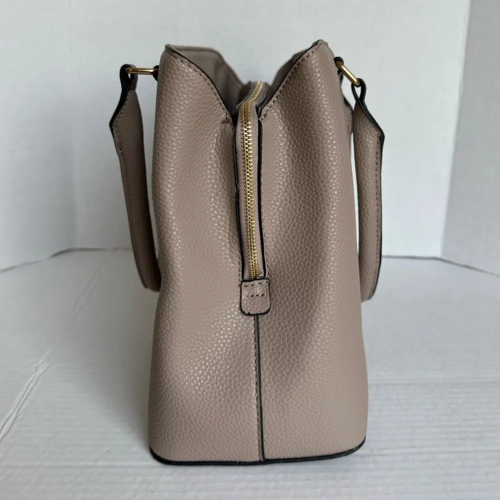 Mathew + Julian || beige EUC satchel / cross body Gold Accents